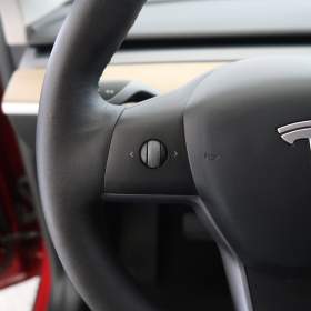 Foto inzerátu Tesla Model Y Long Range AWD 75kWh