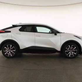 Foto inzerátu Toyota C-HR 2.0 Plug-in