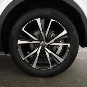 Foto inzerátu Toyota C-HR 2.0 Plug-in