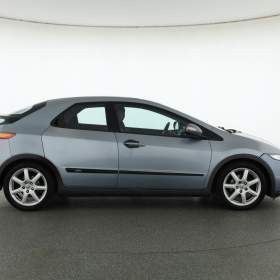 Foto inzerátu Honda Civic 1.8 i