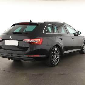 Foto inzerátu Skoda Superb 2.0 TDI