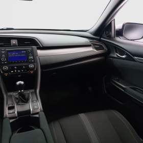 Foto inzerátu Honda Civic 1.0 VTEC Turbo