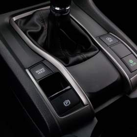 Foto inzerátu Honda Civic 1.0 VTEC Turbo
