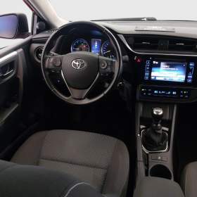 Foto inzerátu Toyota Corolla 1.6 Valvematic