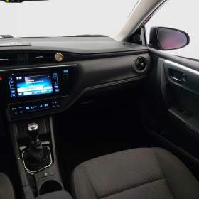 Foto inzerátu Toyota Corolla 1.6 Valvematic