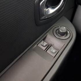 Foto inzerátu Renault Clio 1.2 16V
