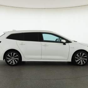 Foto inzerátu Toyota Corolla 1.8 Hybrid