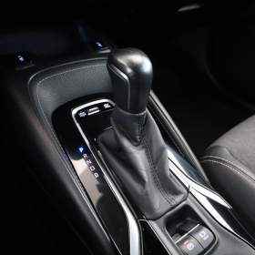 Foto inzerátu Toyota Corolla 1.8 Hybrid