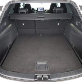 Foto inzerátu Toyota Corolla 1.8 Hybrid