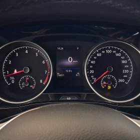 Foto inzerátu VW Touran 1.5 TSI