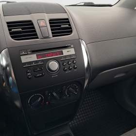 Foto inzerátu Suzuki SX4 1.6 VVT