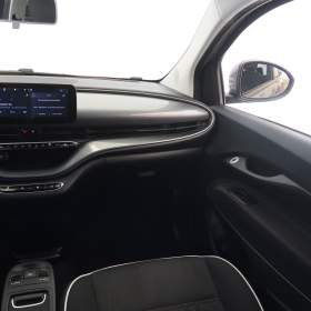 Foto inzerátu Fiat 500e 42 kWh