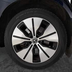 Foto inzerátu Mercedes EQC EQC 400 4MATIC