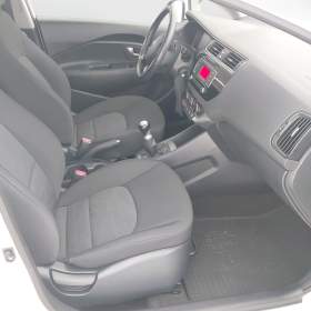 Foto inzerátu Kia Rio 1.25 CVVT