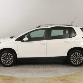 Foto inzerátu Peugeot 2008 1.6 BlueHDi