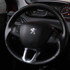 Foto inzerátu Peugeot 208 1.2 PureTech