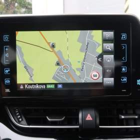 Foto inzerátu Toyota C-HR 1.8 Hybrid