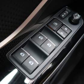 Foto inzerátu Toyota C-HR 1.8 Hybrid