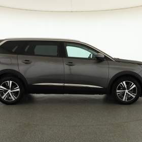Foto inzerátu Peugeot 5008 PureTech 130