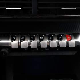 Foto inzerátu Peugeot 5008 PureTech 130