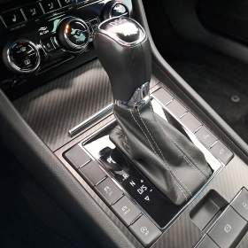Foto inzerátu Skoda Superb 2.0 TDI