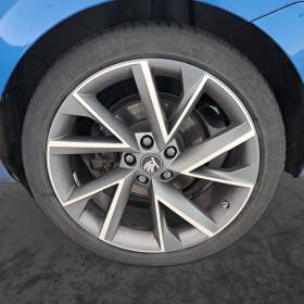 Foto inzerátu Skoda Superb 2.0 TDI