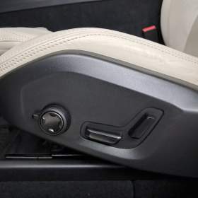 Foto inzerátu Volvo XC60 D4 AWD