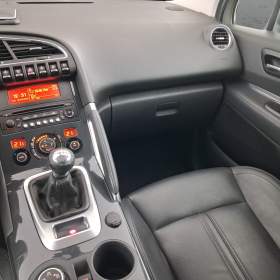 Foto inzerátu Peugeot 3008 2.0 HDi