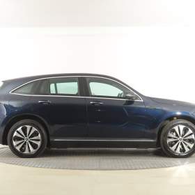 Foto inzerátu Mercedes EQC EQC 400 4MATIC