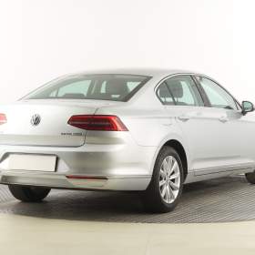 Foto inzerátu VW Passat 2.0 TDI
