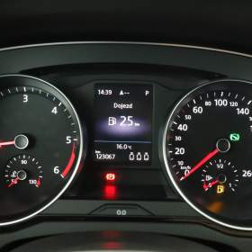Foto inzerátu VW Passat 2.0 TDI