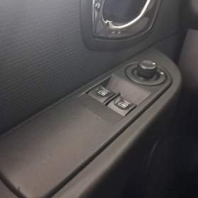 Foto inzerátu Renault Clio 1.2 16V