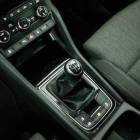 Foto inzerátu Skoda Karoq 1.6 TDI