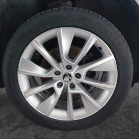 Foto inzerátu Skoda Karoq 1.6 TDI
