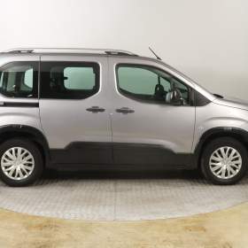 Foto inzerátu Peugeot Rifter 1.2 PureTech
