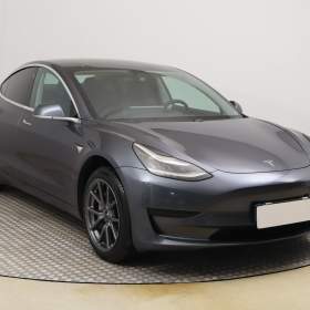 Foto inzerátu Tesla Model 3 Std Range Plus 52kWh