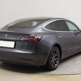 Foto inzerátu Tesla Model 3 Std Range Plus 52kWh