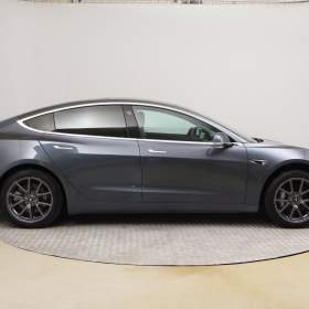 Foto inzerátu Tesla Model 3 Std Range Plus 52kWh