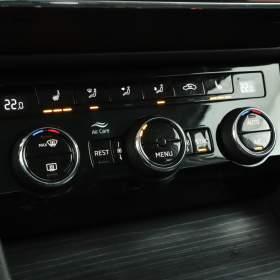 Foto inzerátu Skoda Superb 2.0 TDI