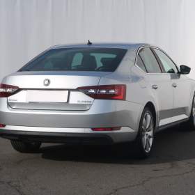 Foto inzerátu Skoda Superb 2.0 TDI