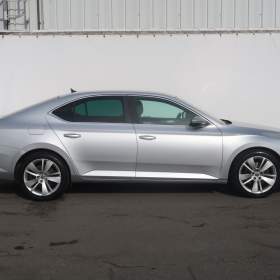Foto inzerátu Skoda Superb 2.0 TDI