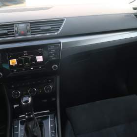 Foto inzerátu Skoda Superb 2.0 TDI