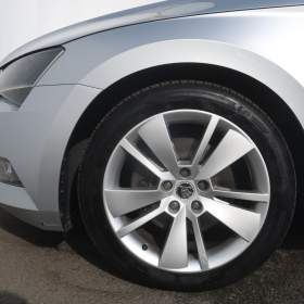 Foto inzerátu Skoda Superb 2.0 TDI