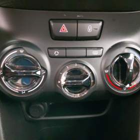 Foto inzerátu Peugeot 2008 1.2 PureTech
