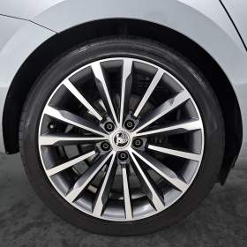 Foto inzerátu Skoda Superb 2.0 TSI
