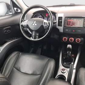 Foto inzerátu Mitsubishi Outlander 2.2 DI-D