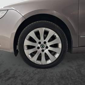 Foto inzerátu Skoda Superb 2.0 TDI