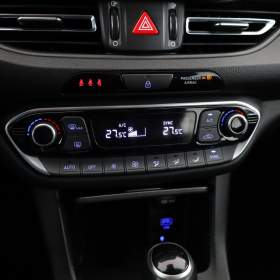 Foto inzerátu Hyundai i30 1.5 T-GDI MHEV