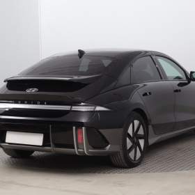 Foto inzerátu Hyundai Ioniq 6 Long Range 2WD