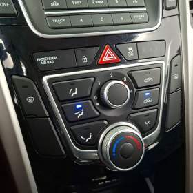 Foto inzerátu Hyundai i30 1.6 MPI
